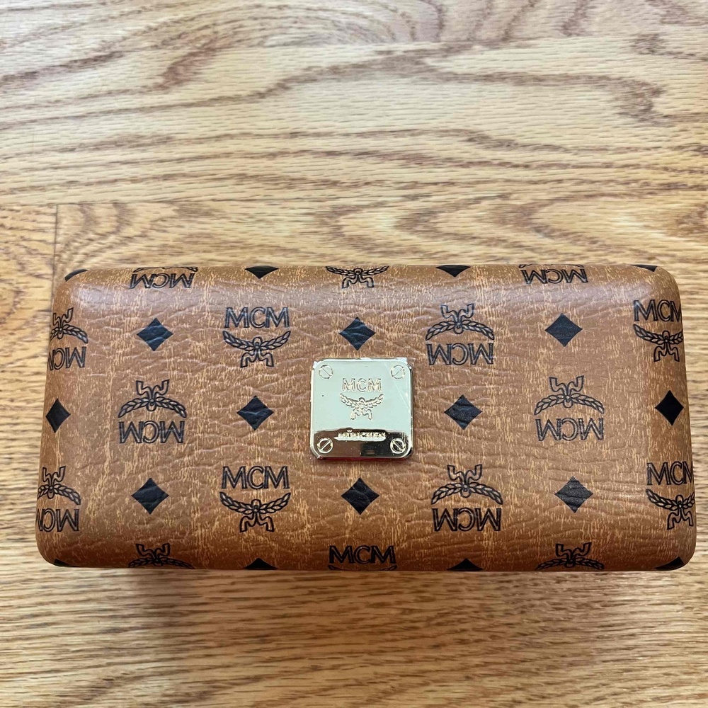 MCM Cognac Brown Sunglasses Case with New‎ Cloth Accessory Glasses One Size